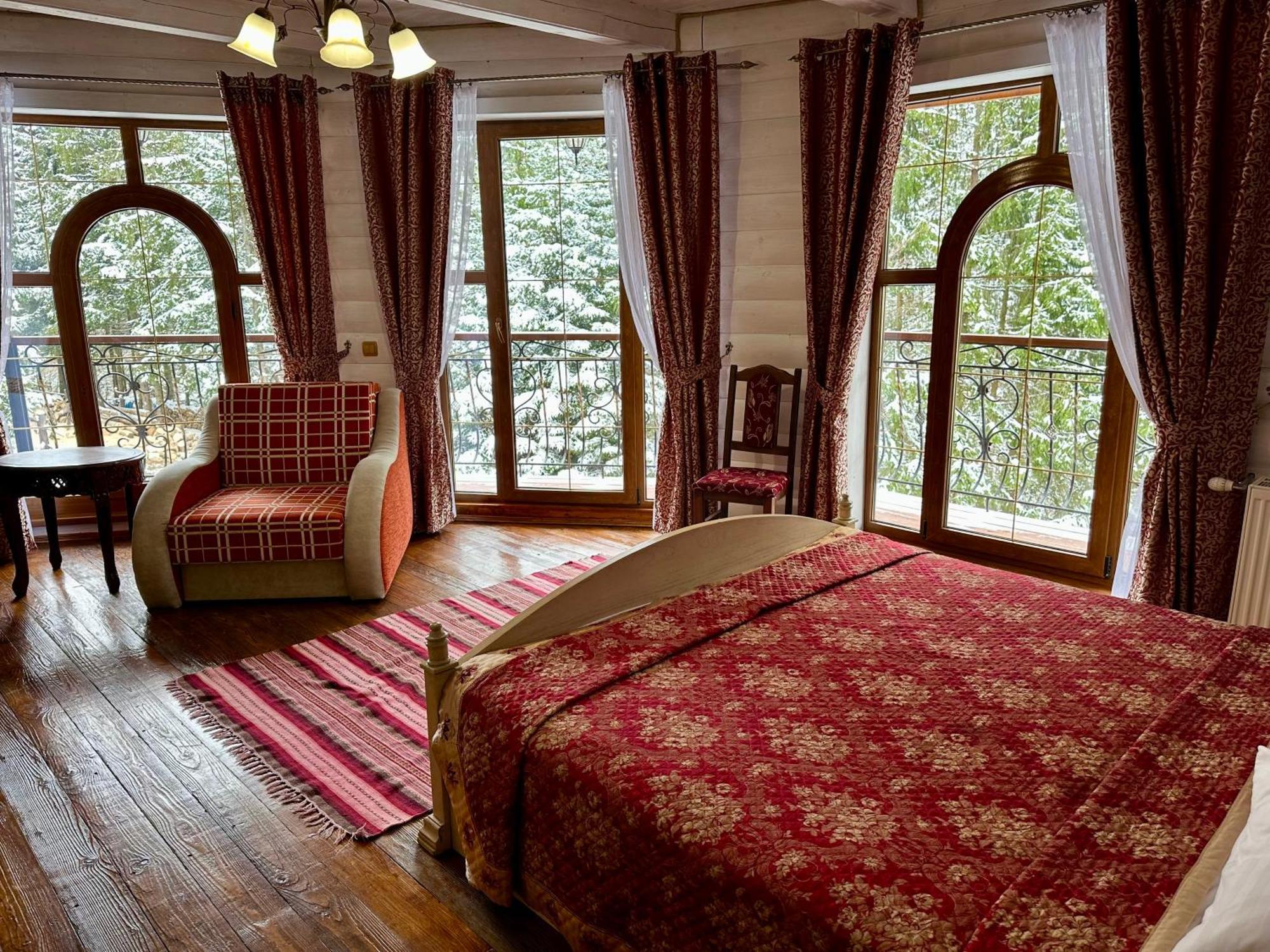 Hotel Dykyi Med Tatariv Esterno foto