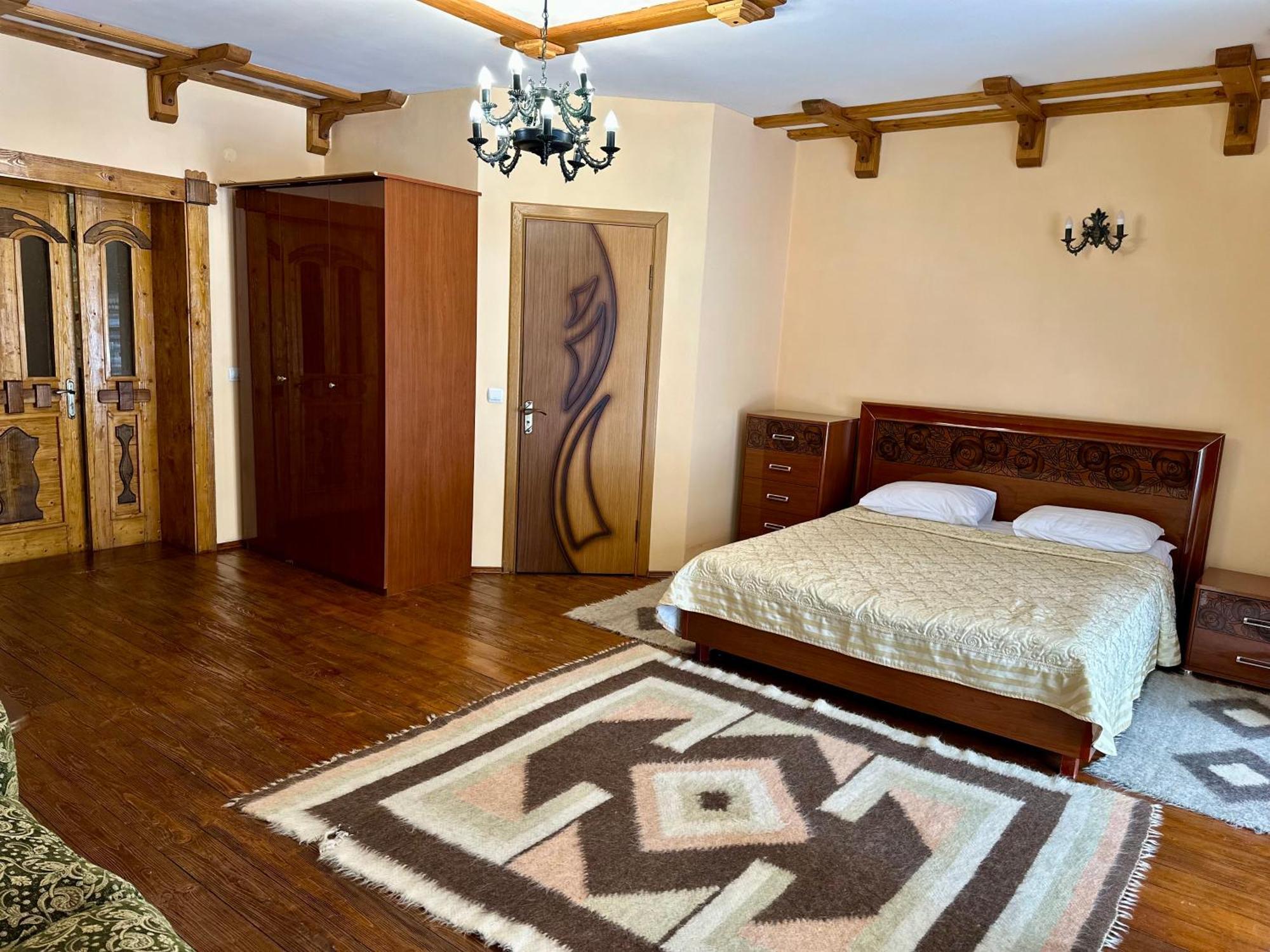 Hotel Dykyi Med Tatariv Esterno foto