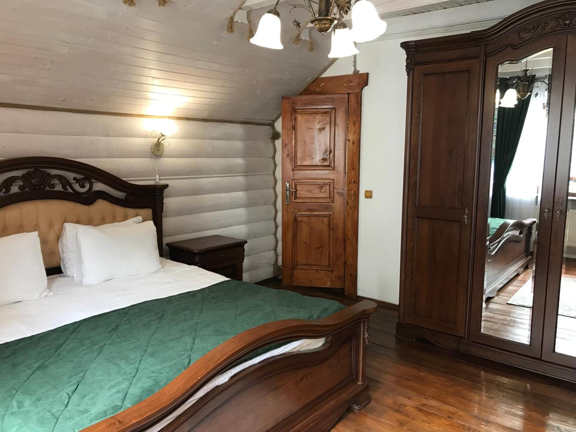 Hotel Dykyi Med Tatariv Esterno foto